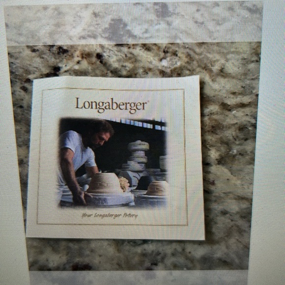 Longaberger Heritage Green 2 Qt. Pitcher - Picture 7 of 9